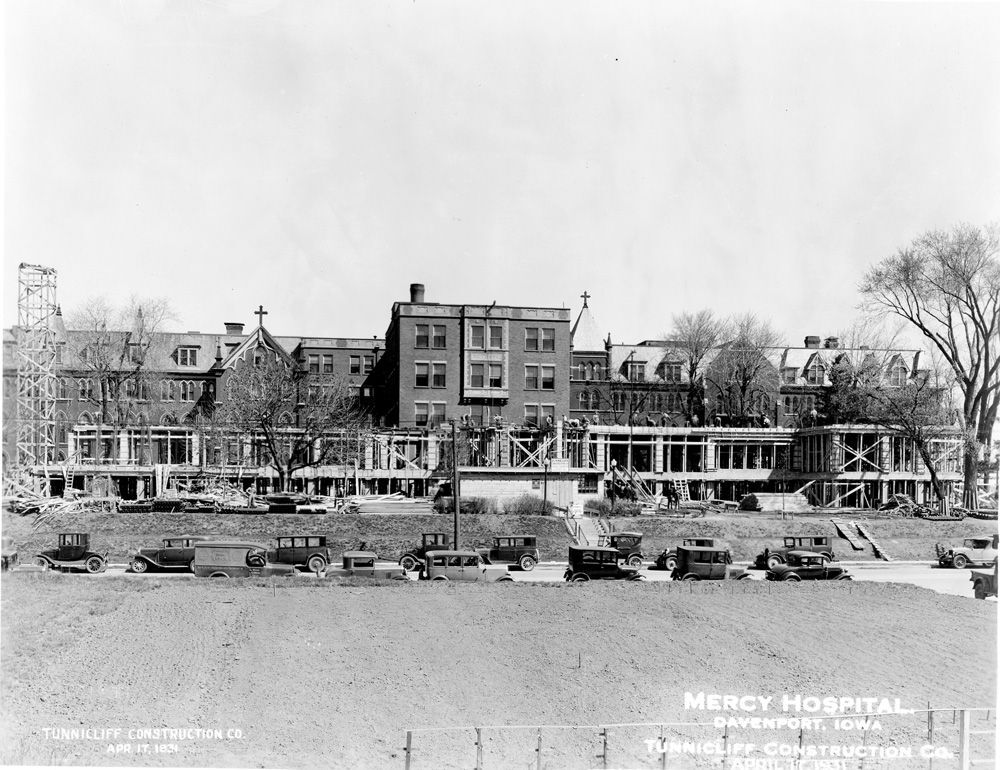 Mercy_1900.jpg